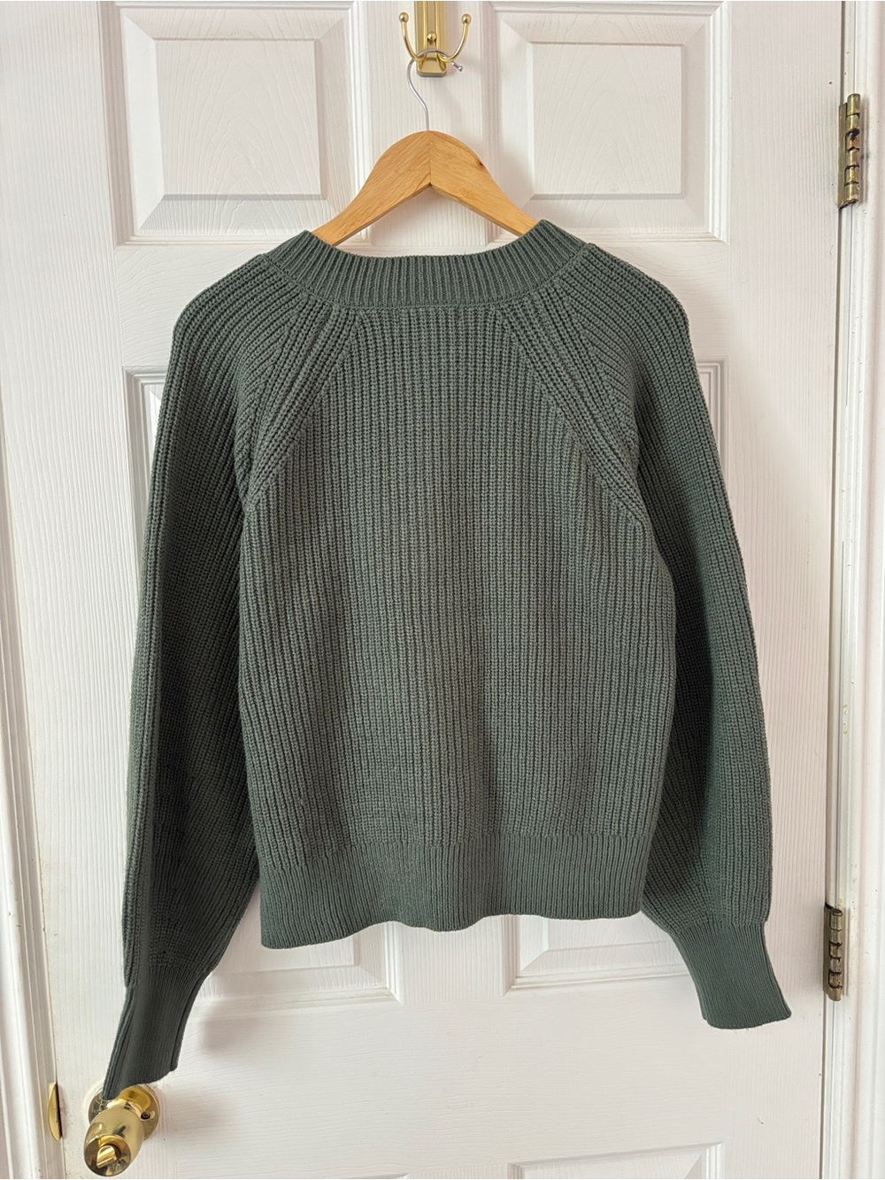 Banana Republic Chunky Knit Cardigan Sweater Women's Large Green Sage - Picture 5 of 8